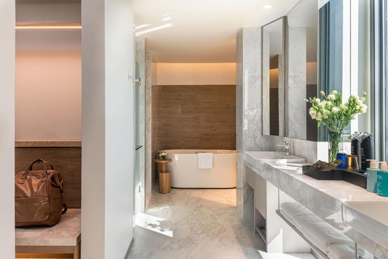 Novotel Bangkok Future Park Rangsit パトゥムターニー エクステリア 写真