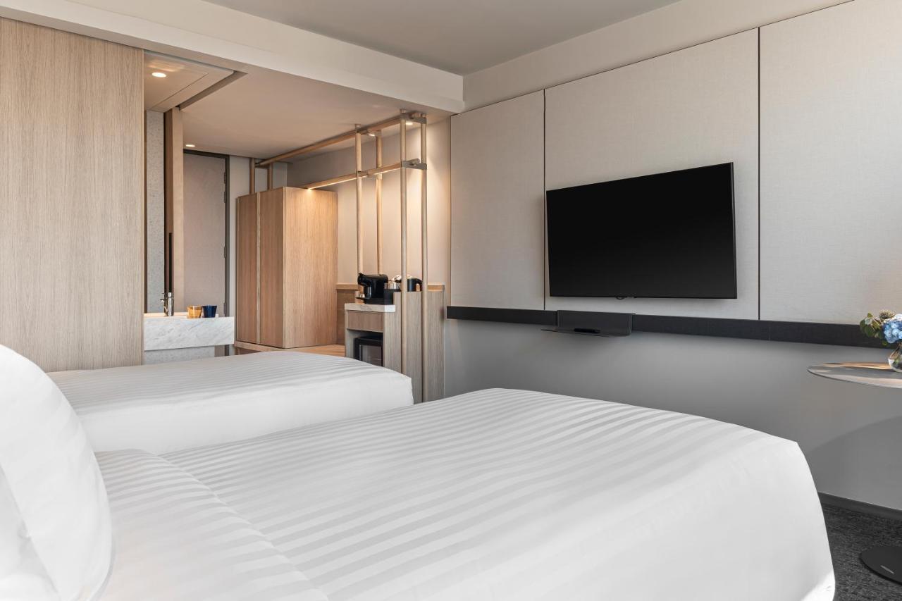 Novotel Bangkok Future Park Rangsit パトゥムターニー エクステリア 写真