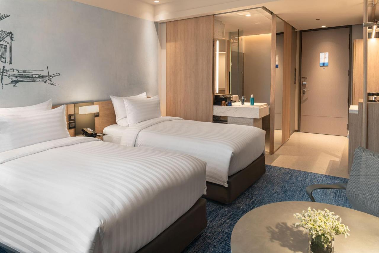 Novotel Bangkok Future Park Rangsit パトゥムターニー エクステリア 写真