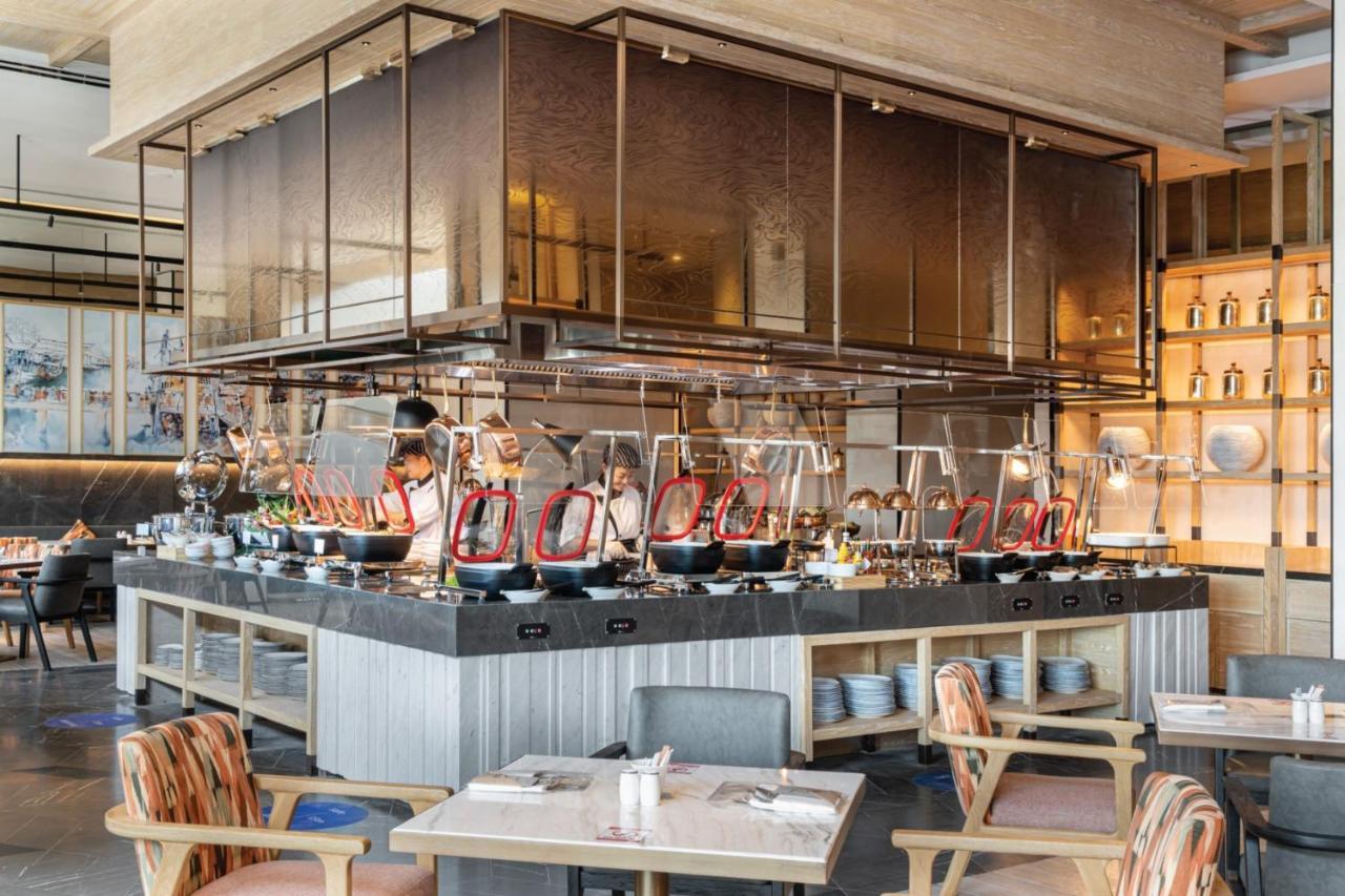 Novotel Bangkok Future Park Rangsit パトゥムターニー エクステリア 写真