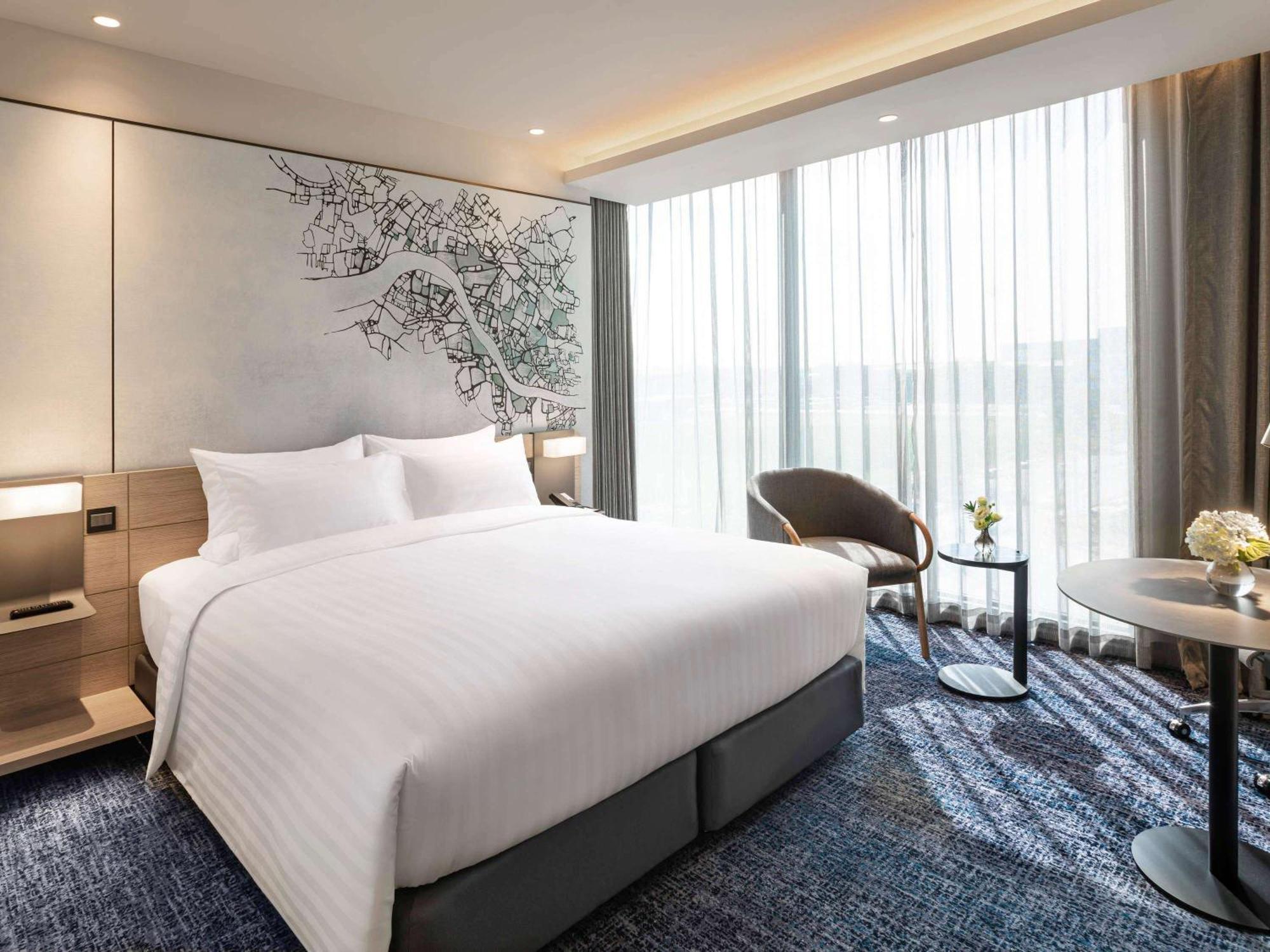 Novotel Bangkok Future Park Rangsit パトゥムターニー エクステリア 写真
